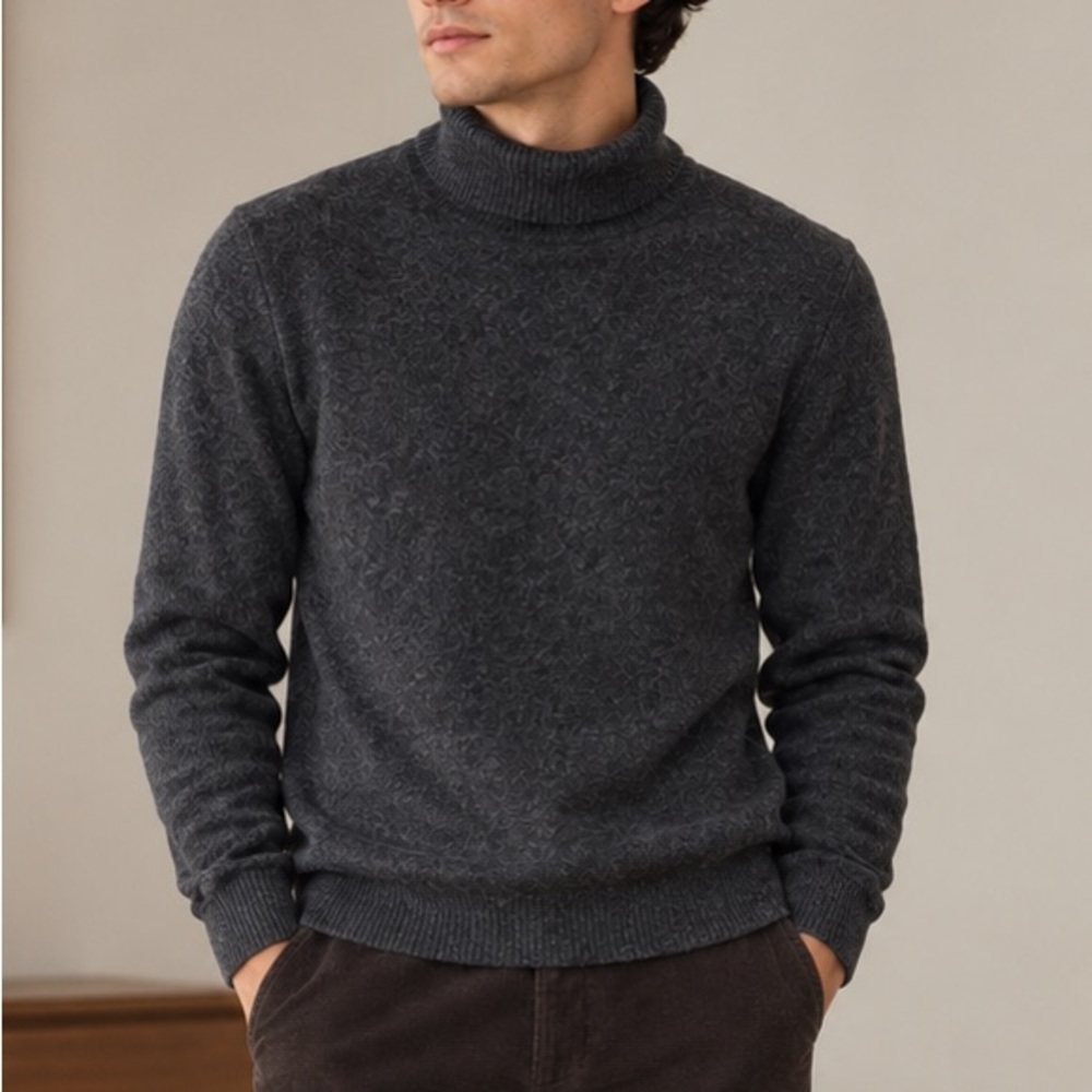 UNIQLO Men’s Premium Lambswool Turtleneck Sweater 100% Wool Charcoal Gray - M
